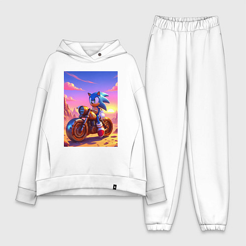 Женский костюм оверсайз Ёж Соник на ржавом ретро мотоцикле в пустыне / Белый – фото 1