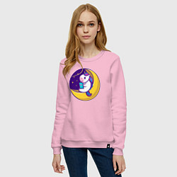 Свитшот хлопковый женский Единорог читает на луне, цвет: светло-розовый — фото 2