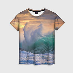 Женская футболка Штормовая волна, накатывающая на берег