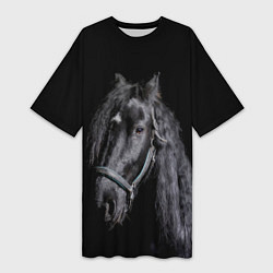 Женская длинная футболка Лошадь на черном фоне
