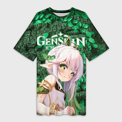 Женская длинная футболка Нахида на фоне листвы