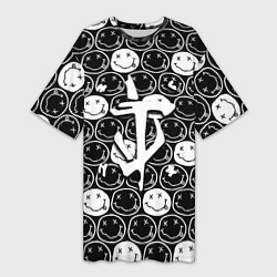 Женская длинная футболка Doom x nirvana pattern