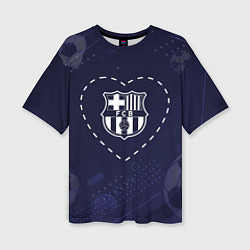 Женская футболка оверсайз Лого Barcelona в сердечке на фоне мячей