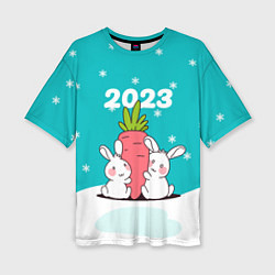 Женская футболка оверсайз Зайчики с большой морковкой 2023
