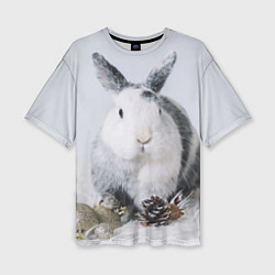 Женская футболка оверсайз Кролик с шишками и игрушками