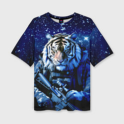 Женская футболка оверсайз Тигр солдат снег и звезды