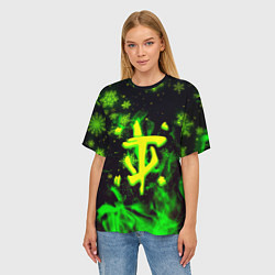 Футболка оверсайз женская Doom кислотный снег в огне лого, цвет: 3D-принт — фото 2