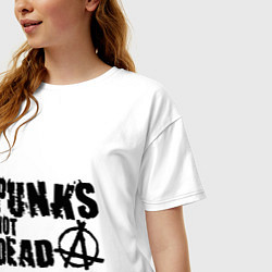 Футболка оверсайз женская Punks not dead, цвет: белый — фото 2