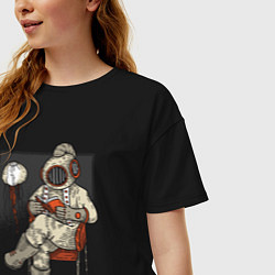 Футболка оверсайз женская Читающий книгу водолаз, цвет: черный — фото 2