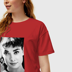 Футболка оверсайз женская Одри Хепбёрн 88, цвет: красный — фото 2