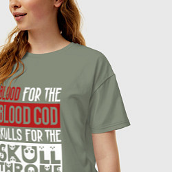 Футболка оверсайз женская Девиз Последователей Кхорна для темного фона, цвет: авокадо — фото 2