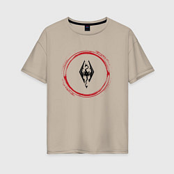 Женская футболка оверсайз Символ Skyrim и красная краска вокруг