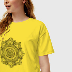 Футболка оверсайз женская Мандала черно-белая цветочный узор, цвет: желтый — фото 2