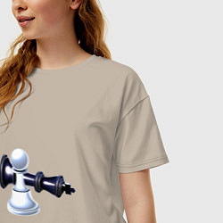 Футболка оверсайз женская Черный король белая пешка, цвет: миндальный — фото 2