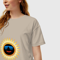 Футболка оверсайз женская Солнце в очках, цвет: миндальный — фото 2