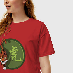 Футболка оверсайз женская Год тигра на китайском, цвет: красный — фото 2