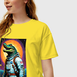 Футболка оверсайз женская Крокодил космонавт - нейросеть, цвет: желтый — фото 2