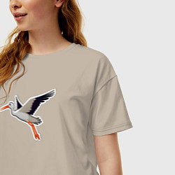 Футболка оверсайз женская Летящий черно белый аист, цвет: миндальный — фото 2