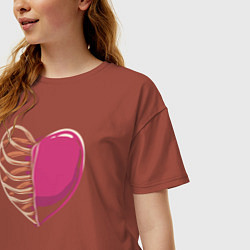 Футболка оверсайз женская Сердце в груди, цвет: кирпичный — фото 2
