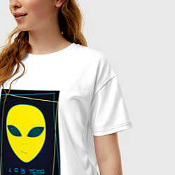 Футболка оверсайз женская Инопланетянин который в тебя верит, цвет: белый — фото 2