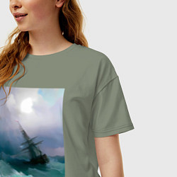 Футболка оверсайз женская Корабль среди бурного моря, цвет: авокадо — фото 2
