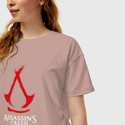 Футболка оверсайз женская Assassins creed shadows logo, цвет: пыльно-розовый — фото 2