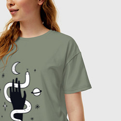 Футболка оверсайз женская Змея и космос, цвет: авокадо — фото 2