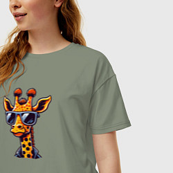 Футболка оверсайз женская Жираф в солнцезащитных очках, цвет: авокадо — фото 2