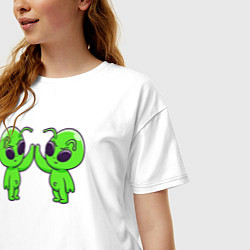 Футболка оверсайз женская Пришелец дай пять, цвет: белый — фото 2