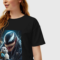 Футболка оверсайз женская Venom and funny kitten with backpack, цвет: черный — фото 2