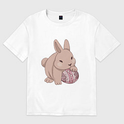Футболка оверсайз женская Маленький пасхальный кролик с яйцом, цвет: белый