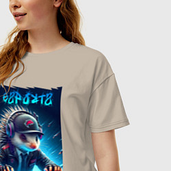 Футболка оверсайз женская Дикобраз командный игрок - неоновое свечение, цвет: миндальный — фото 2