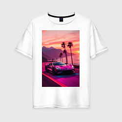 Женская футболка оверсайз Суперкар едет около океана