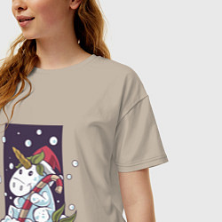 Футболка оверсайз женская Снежный единорог, цвет: миндальный — фото 2