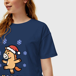 Футболка оверсайз женская Лошадь и снежинки, символ года, цвет: тёмно-синий — фото 2