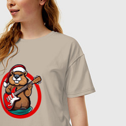 Футболка оверсайз женская Новогодний бобр с гитарой, цвет: миндальный — фото 2