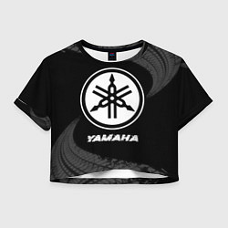 Женский топ Yamaha speed на темном фоне со следами шин