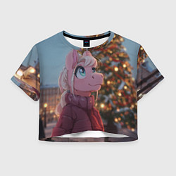 Футболка 3D укороченная женская Лошадка у новогодней елки, цвет: 3D-принт