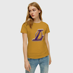 Футболка хлопковая женская ЛА Лейкерс объемное лого, цвет: горчичный — фото 2