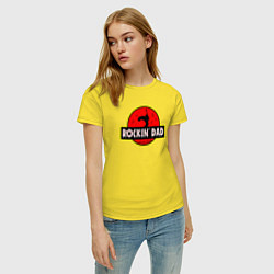 Футболка хлопковая женская Rockin Dad, цвет: желтый — фото 2