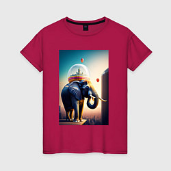 Женская футболка Слон, что держит город
