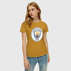 Футболка хлопковая женская Manchester City FC, цвет: горчичный — фото 2