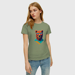 Футболка хлопковая женская Медведь в солнечных очках, цвет: авокадо — фото 2