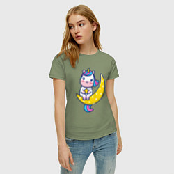 Футболка хлопковая женская Единорог на луне, цвет: авокадо — фото 2