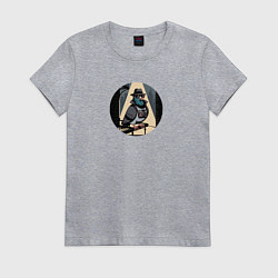 Женская футболка Голубь шпион в шляпе со старым фотоаппаратом