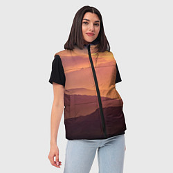 Женский жилет Закат в горах, цвет: 3D-красный — фото 2