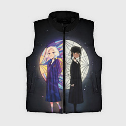 Женский жилет Энид и Уэнсдэй на фоне окна