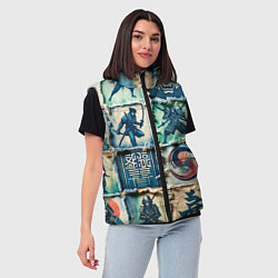 Женский жилет Самураи на пэчворк дениме, цвет: 3D-светло-серый — фото 2