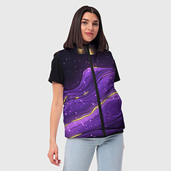 Женский жилет Фиолетовая текстура с золотыми звездочками, цвет: 3D-черный — фото 2