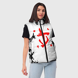 Женский жилет Doom лого камуфляж текстура, цвет: 3D-черный — фото 2